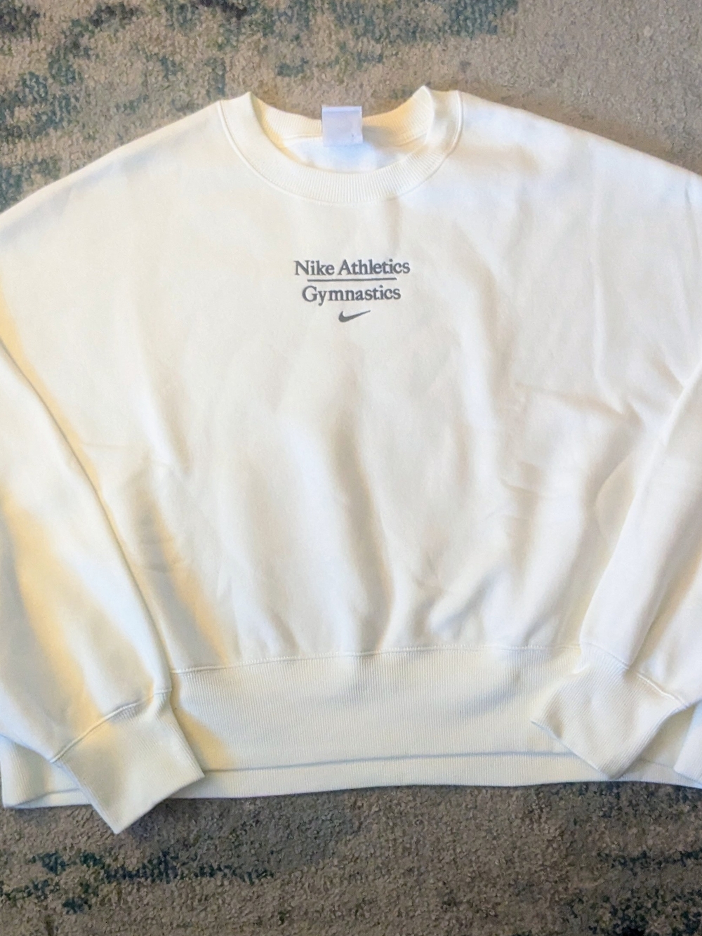 Nike Cream Crewneck Sweatshirt with Athletic Text